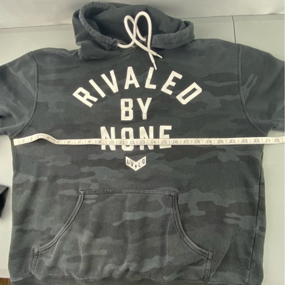 Independent Live Large - Rivaled by None Dark gray/black camo hoodie - Picture 3 of 10